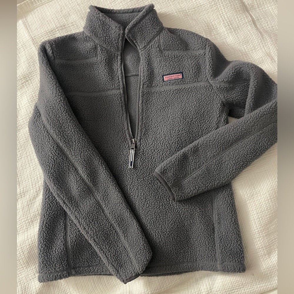 Women’s Vineyard Vines fleece half zip